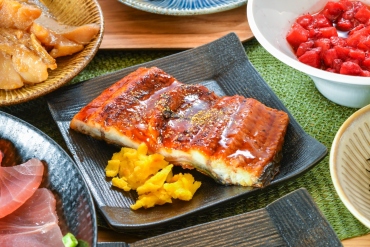 鰻の炙り焼き