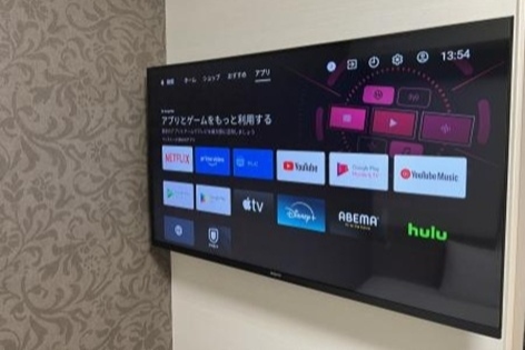 壁掛けテレビ