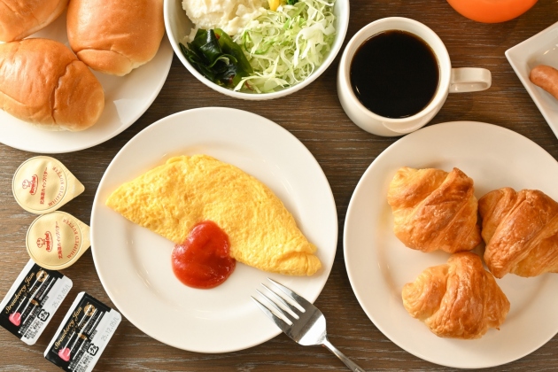 朝食